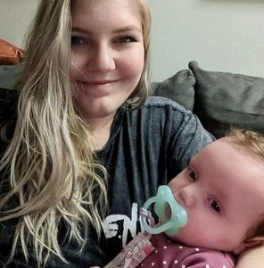 Meet your Posher, Danni